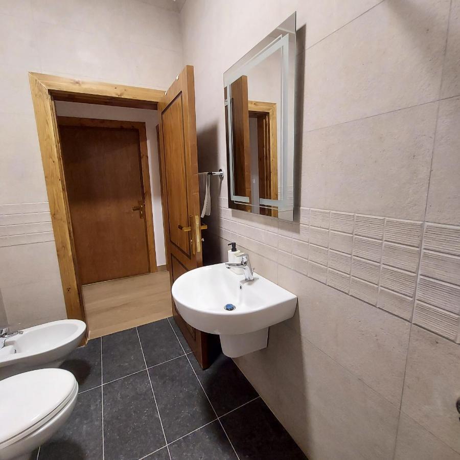 COCO Guesthouse Madaba Exterior foto