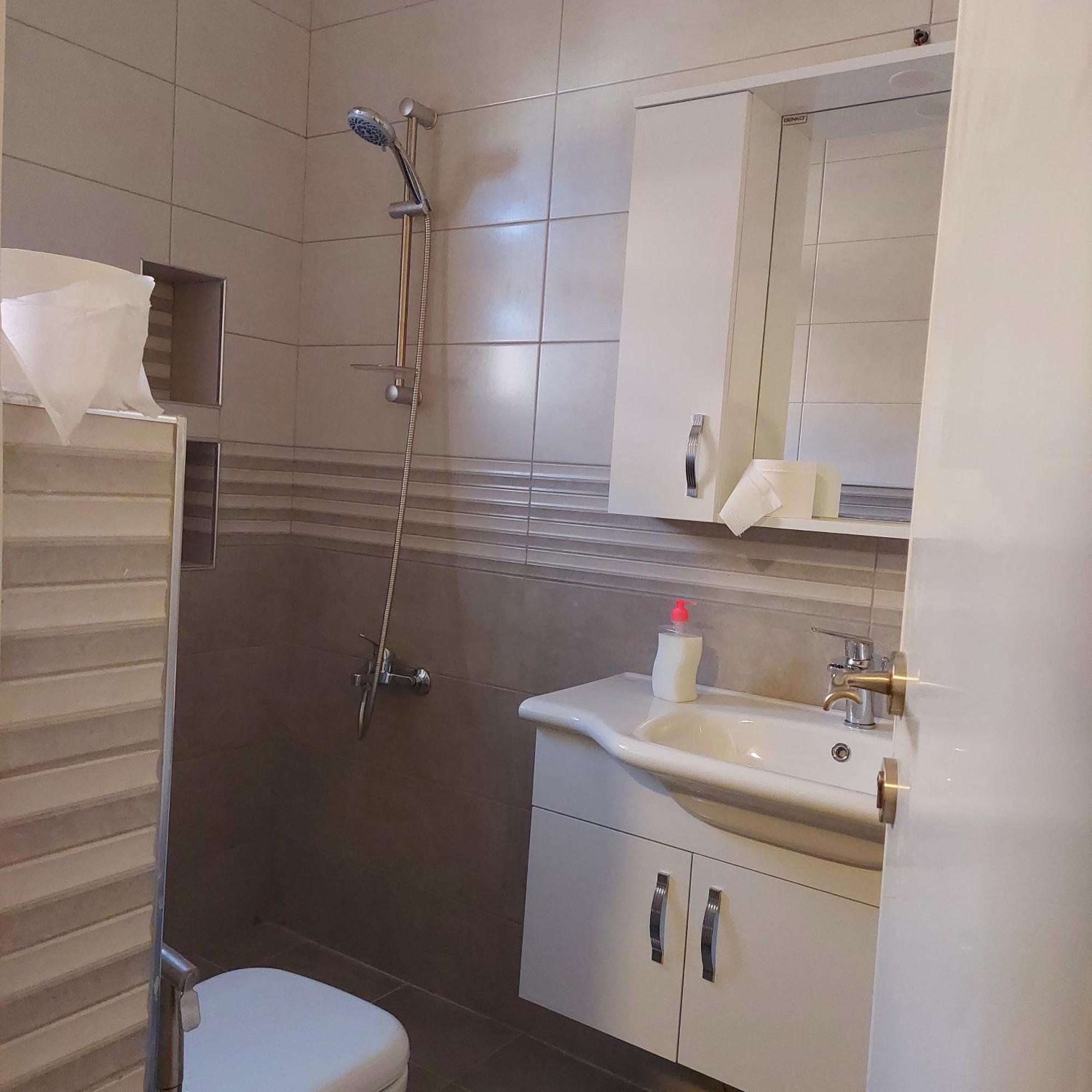 COCO Guesthouse Madaba Quarto foto